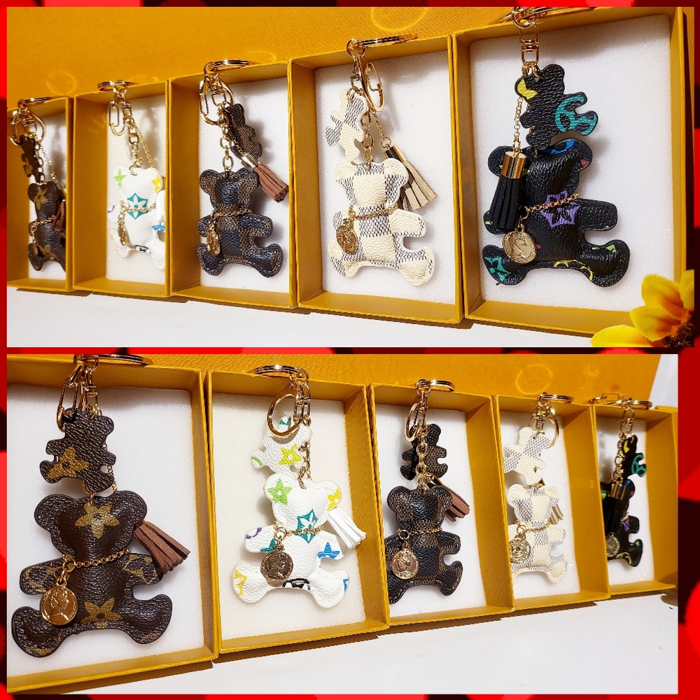 🆕️🌈FASHION🌈 Cute  Bear Keychain Pendant Tassel Bag Charm $35 each with box - Picture 16 of 16